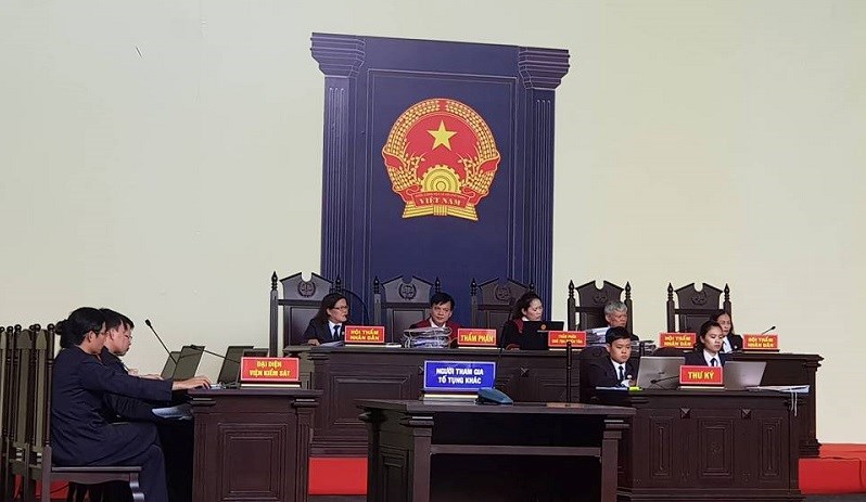 Xét xử vụ đánh bạc nghìn tỉ: Bị cáo Nguyễn Thanh Hóa bất ngờ rút yêu cầu thu thập các chứng cứ quan trọng - ảnh 1
