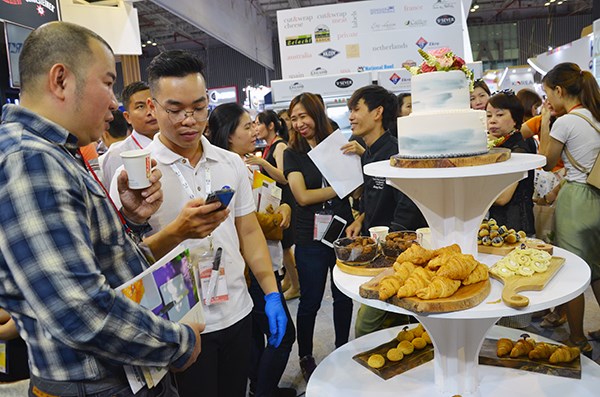 Khai mạc triển lãm quốc tế Food & Hotel Vietnam 2019 - ảnh 2