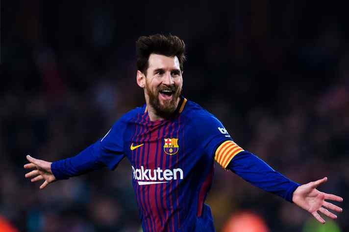 Vượt Ronaldo, Messi trở thành cầu thủ kiếm tiền nhiều nhất năm 2020 - ảnh 1