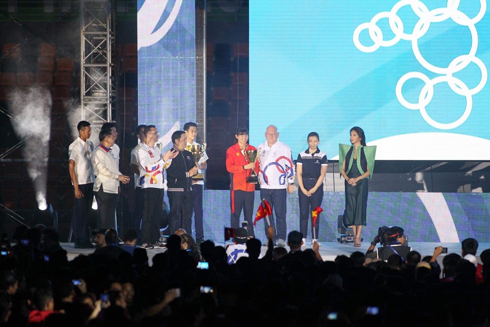 Lễ bế mạc SEA Games 30: Tạm biệt Manila, hẹn gặp lại Hà Nội 2021 - ảnh 1