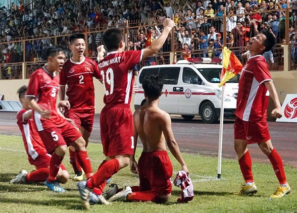 Tiếp tục thắng Thái Lan, U19 Việt Nam lên ngôi vô địch - ảnh 3