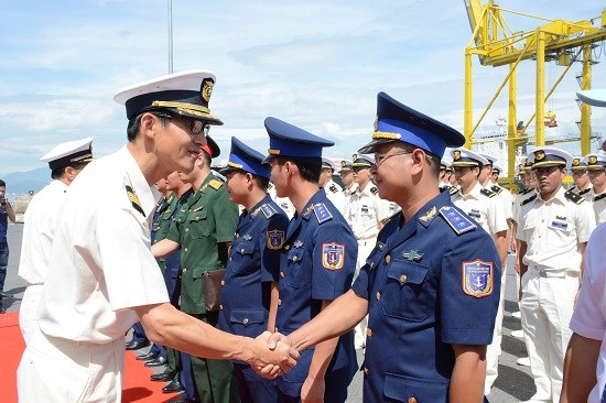 Tàu huấn luyện Nhật Bản thăm hữu nghị TP Đà Nẵng - ảnh 1