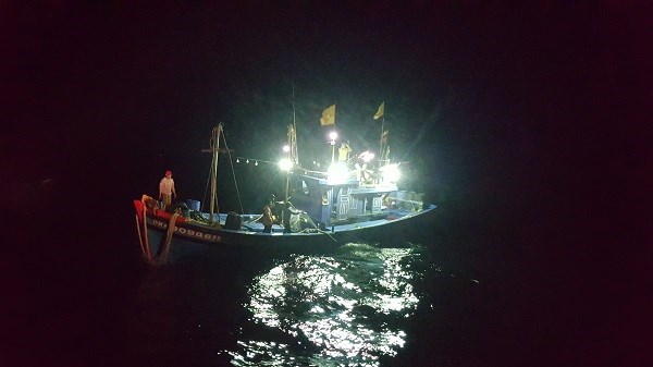Đà Nẵng: Cứu nạn 08 thuyền viên trên vùng biển Thừa Thiên Huế - ảnh 1