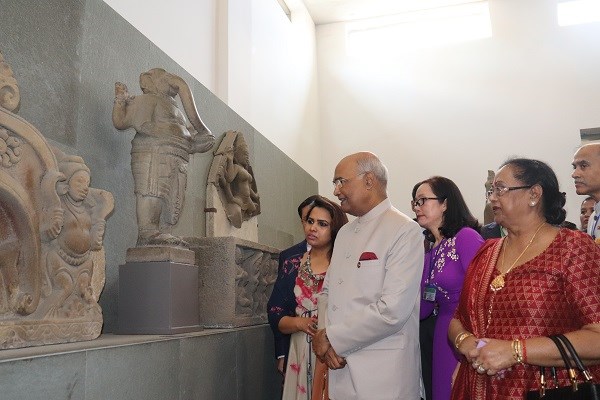 Tổng thống Ấn Độ tham quan Bảo tàng Điêu khắc Chăm Đà Nẵng - ảnh 3