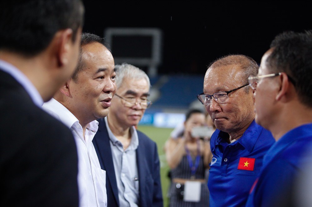 Chủ tịch VFF Lê Khánh Hải động viên đội tuyển Việt Nam trước thềm Asian Cup - ảnh 1