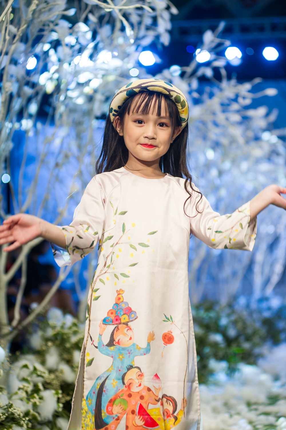 Tuần lễ thời trang trẻ em Việt Nam trên khu vườn tuyết trắng - ảnh 4