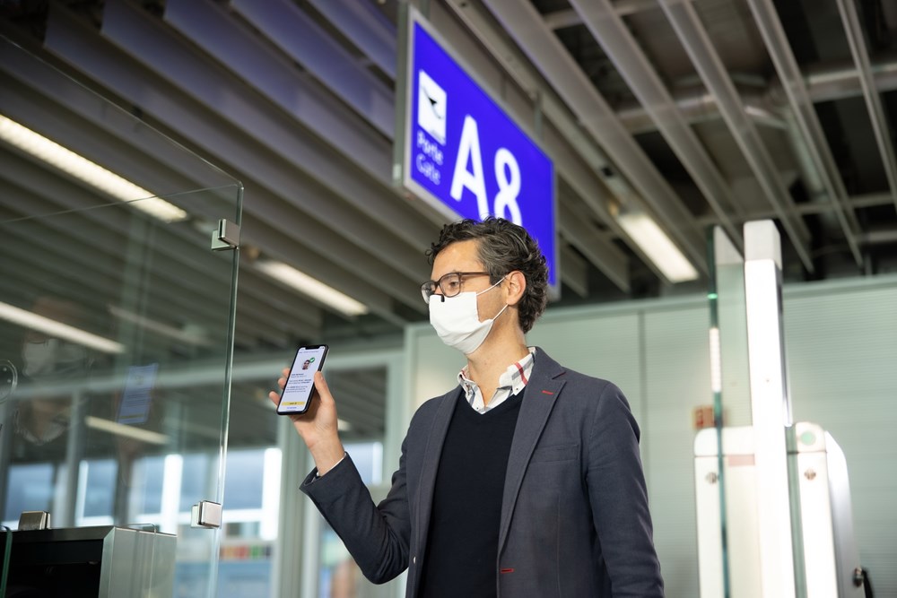 Thử nghiệm ứng dụng hộ chiếu sức khoẻ điện tử trên chuyến bay từ Nhật Bản tới Việt Nam - ảnh 1