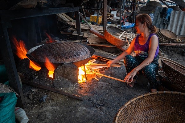Làng nghề “đãi hến” hơn 300 tuổi, nét đẹp bên bờ sông La - ảnh 9