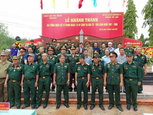 Kon Tum: Khánh thành Bia tưởng niệm các liệt sĩ Trung đoàn 174 - ảnh 2