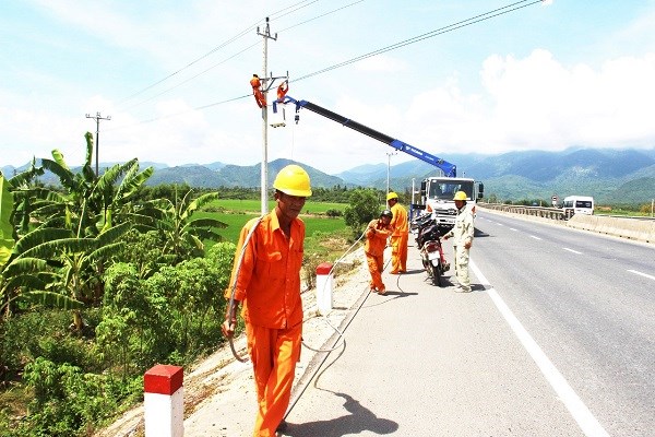 Khánh Hòa: Cần có lộ trình củng cố lưới điện nông thôn - ảnh 1
