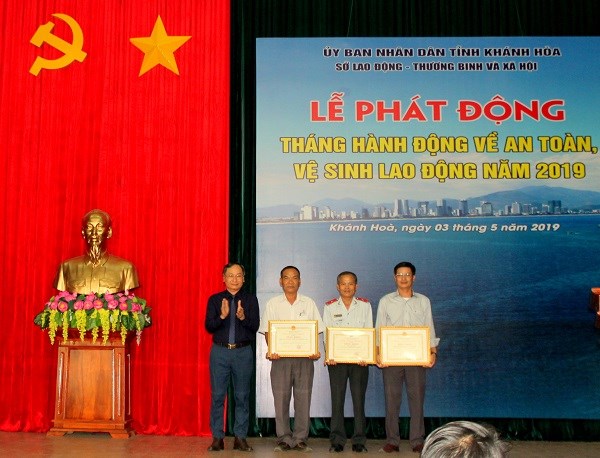 PC Khánh Hòa: Tăng cường công tác an toàn vệ sinh lao động - ảnh 1