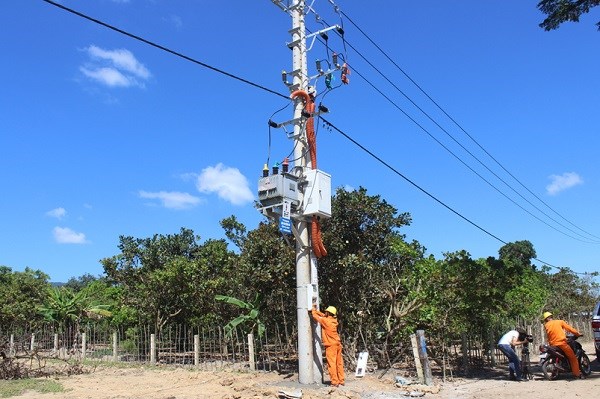 Gia Lai: Nỗ lực đưa điện về phát triển kinh tế vùng biên - ảnh 1