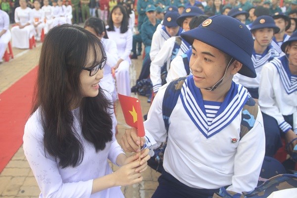 Ninh Thuận: 1.000 thanh niên nô nức Ngày hội tòng quân - ảnh 2