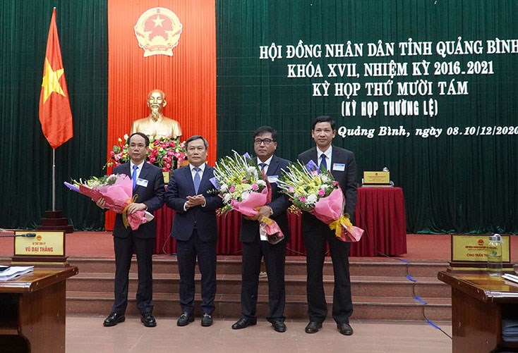 Giám đốc Sở Du lịch Quảng Bình được bầu giữ chức Phó Chủ tịch UBND tỉnh - ảnh 1