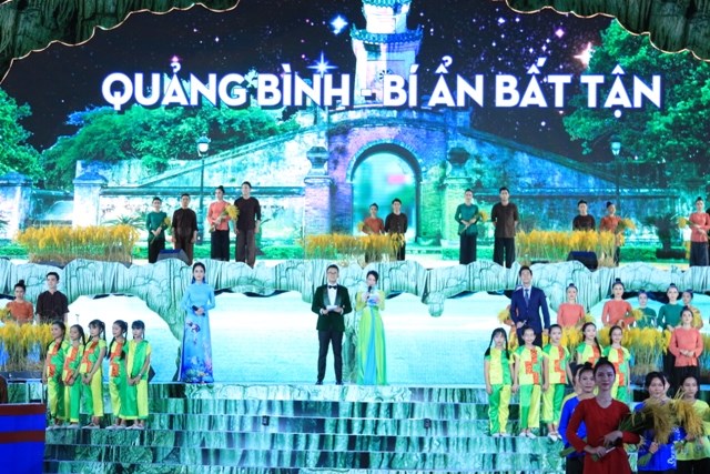 Ngỡ ngàng đêm hội hang động Quảng Bình - ảnh 4