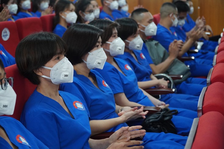 50 thầy thuốc ở Quảng Bình vào chi viện TP. HCM chống dịch Covid-19 - ảnh 2