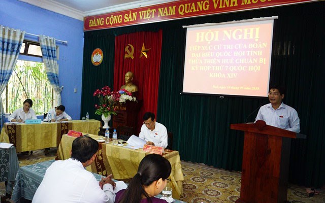 Tiếp xúc cử tri tại TP Huế, Bộ trưởng Nguyễn Ngọc Thiện: Phát triển du lịch gắn với việc bảo tồn và giữ gìn, phát huy giá trị di sản - ảnh 2