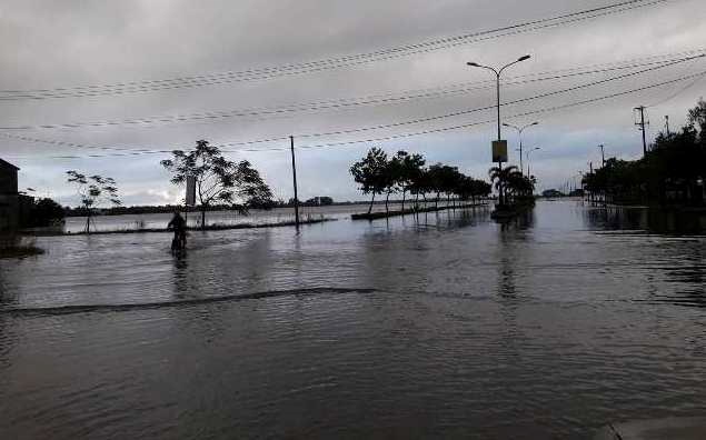 TT-Huế: Thủy điện Hương Điền tiếp tục xả lũ, hạ du sông Bồ ngập lụt diện rộng - ảnh 2