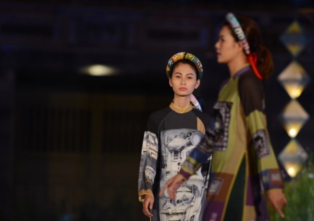Nét đẹp di sản Việt trên tà áo dài - ảnh 4