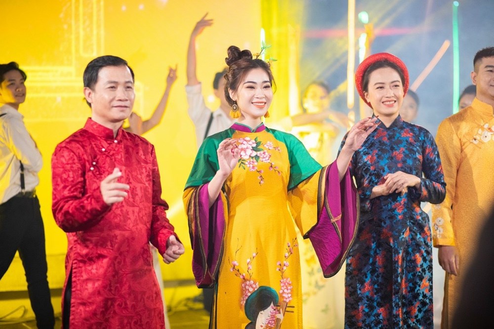Ca sĩ Hà Myo vào top 20 đề cử gương mặt trẻ Việt Nam tiêu biểu - ảnh 2