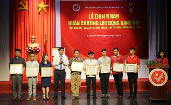 Đảng ủy khối cơ sở Bộ VHTTDL đón nhận  Huân chương Lao động hạng Nhì - ảnh 8