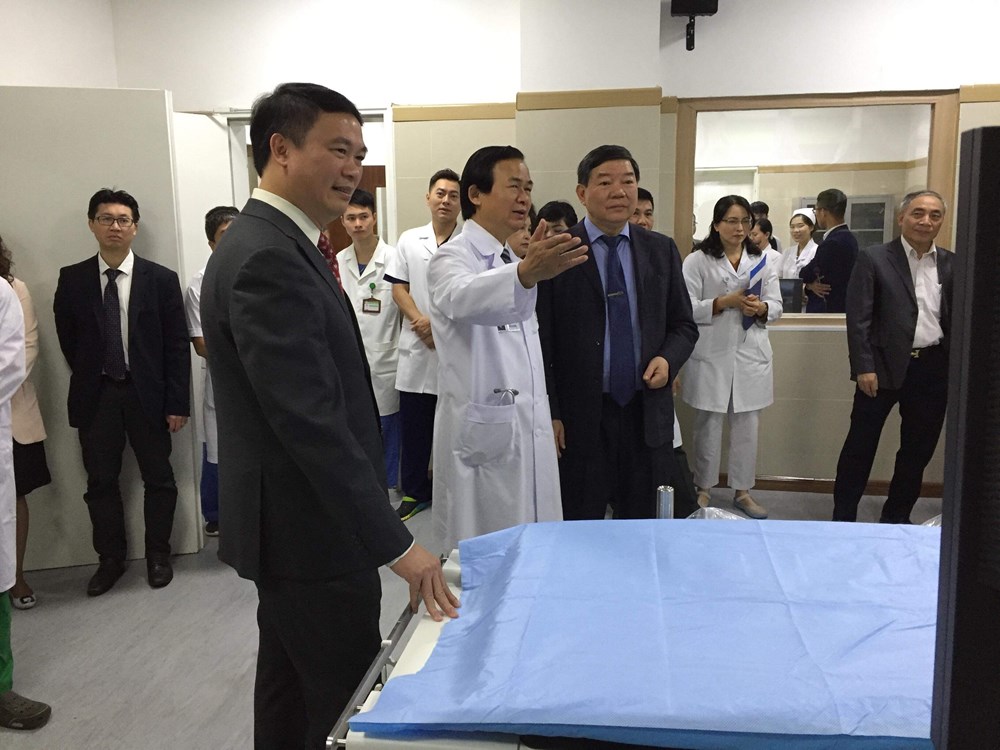 Bệnh viện Bạch Mai có thêm phòng cấp cứu – can thiệp tim mạch hiện đại - ảnh 1