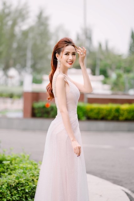 Khánh Hòa: Hoa hậu, người đẹp 