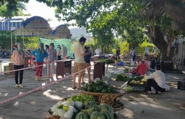 TP. Nha Trang khuyến khích triển khai “đưa chợ ra phố” - ảnh 1