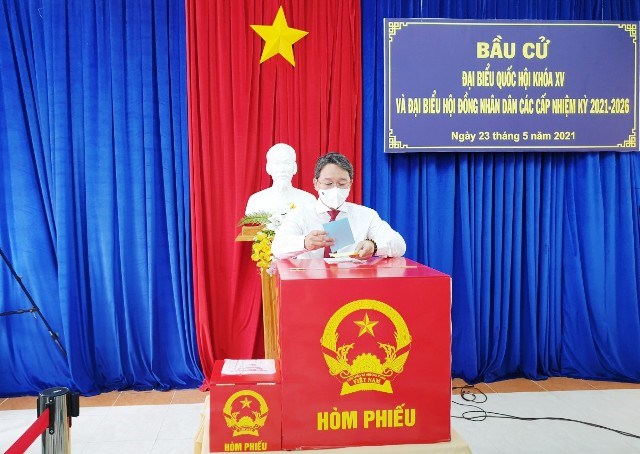 Khánh Hòa: Người dân nô nức đi bỏ phiếu bầu cử - ảnh 1