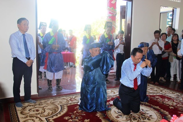 Khánh Hòa: Đông đảo người dân, du khách tham gia Lễ hội Yến sào - ảnh 1