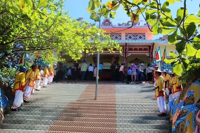 Khánh Hòa: Đông đảo người dân, du khách tham gia Lễ hội Yến sào - ảnh 2