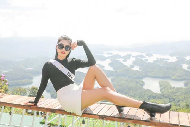 Top 32 thí sinh Miss Tourism Vietnam 2020 trải nghiệm tại Vườn quốc gia Tà Đùng - ảnh 3
