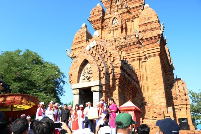 Ninh Thuận: Kích cầu du lịch bằng ứng dụng điện thoại thông minh - ảnh 2