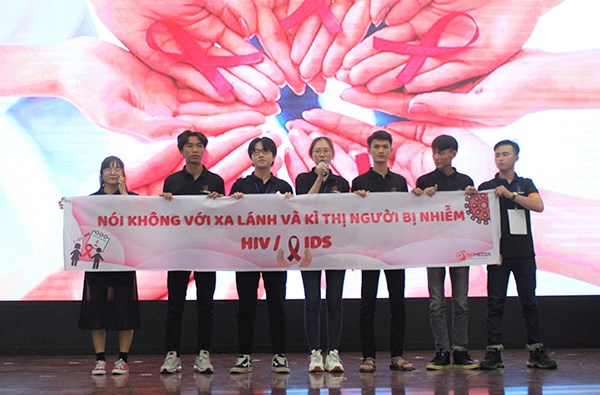 Nâng cao chất lượng sống cho trẻ em, thanh niên bị ảnh hưởng bởi HIV/AIDS - ảnh 1