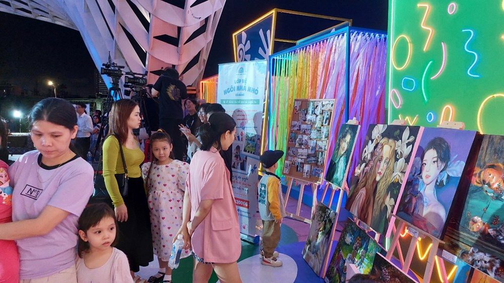 Đà Nẵng: Nhiều hoạt động văn hóa lễ hội đồng hành trong mùa du lịch - ảnh 2