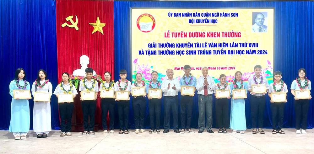 Đà Nẵng: Trao Giải thưởng khuyến tài Lê Văn Hiến cho 58 học sinh nghèo vượt khó