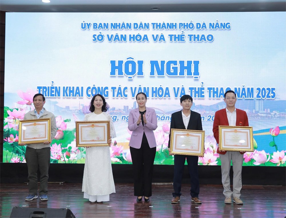 Văn hóa - thể thao đồng hành mạnh mẽ cùng sự phát triển kinh tế, xã hội - ảnh 3