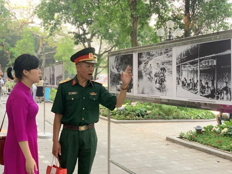 Triển lãm ảnh Việt Nam - Những chiến thắng làm thay đổi dòng chảy lịch sử thế giới - ảnh 2