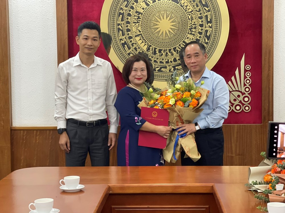 Điều động, bổ nhiệm Phó Giám đốc Bảo tàng Mỹ thuật Việt Nam - ảnh 2