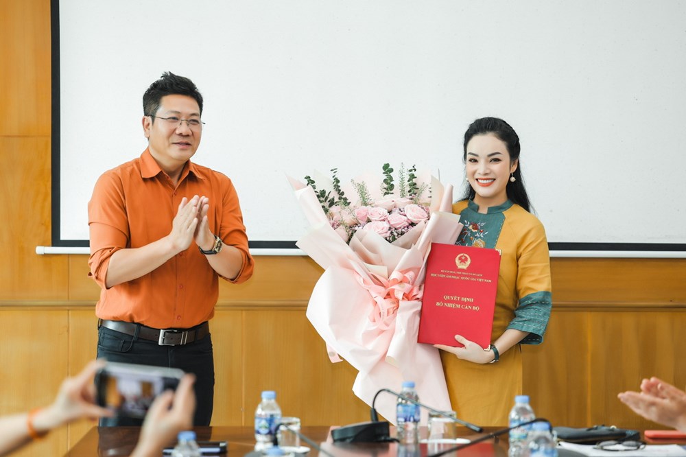 NSƯT Tân Nhàn được bổ nhiệm Trưởng Khoa Thanh nhạc, Học viện Âm nhạc Quốc gia Việt Nam - ảnh 1