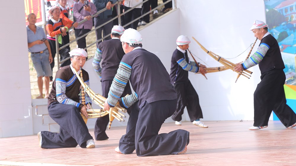 Không gian văn hoá trên quê hương vợ chồng A Phủ - ảnh 3