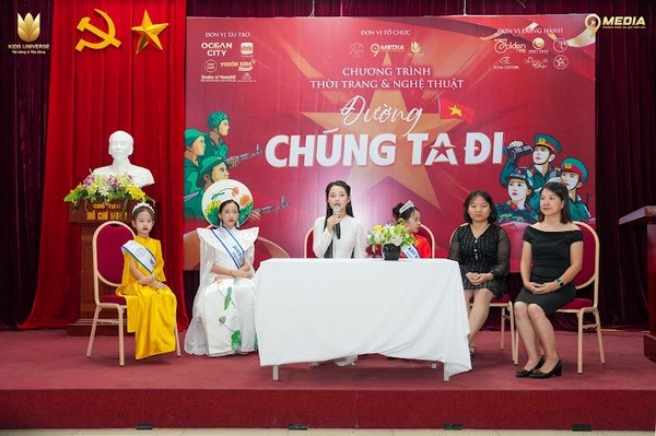 Sự kết hợp đặc biệt giữa thời trang và âm nhạc trong chương trình “Đường chúng ta đi“ - ảnh 1