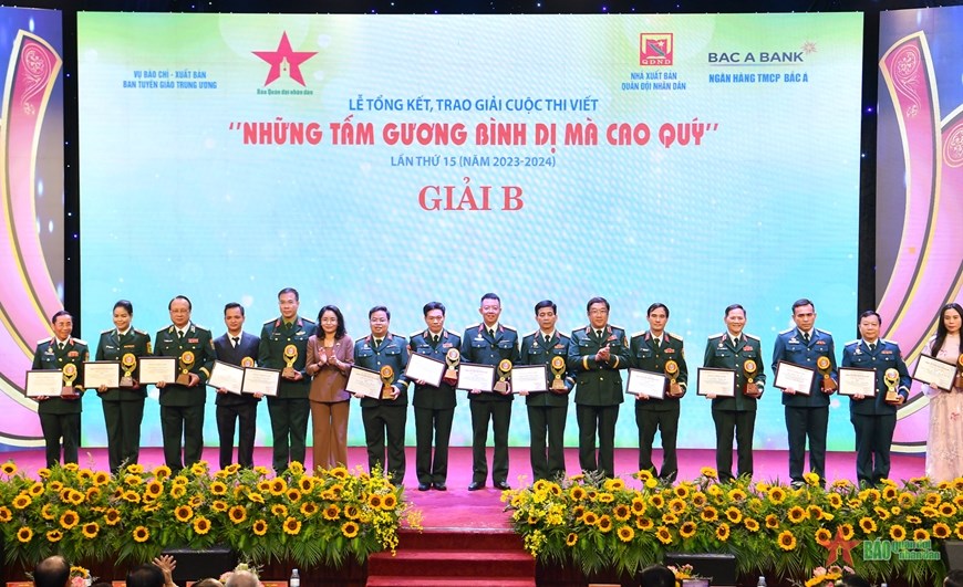 Tổng kết, trao giải Cuộc thi viết “Những tấm gương bình dị mà cao quý” lần thứ 15 - ảnh 5