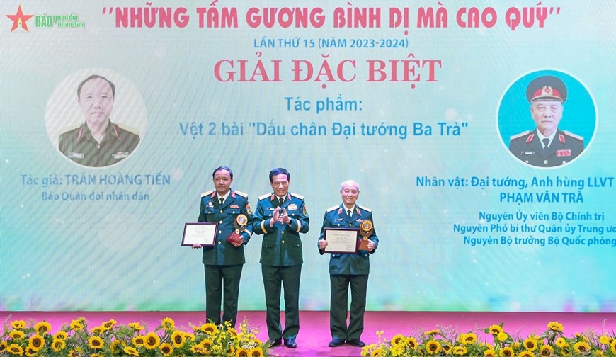 Tổng kết, trao giải Cuộc thi viết “Những tấm gương bình dị mà cao quý” lần thứ 15 - ảnh 3