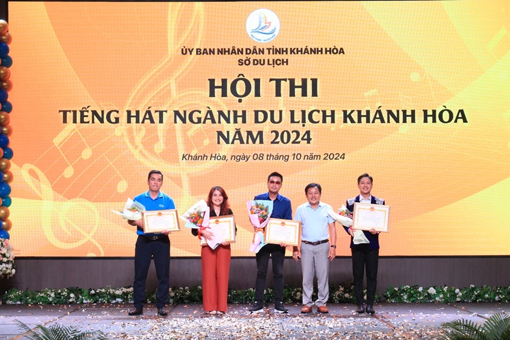 Hội thi “Tiếng hát ngành Du lịch Khánh Hòa 2024” - ảnh 4