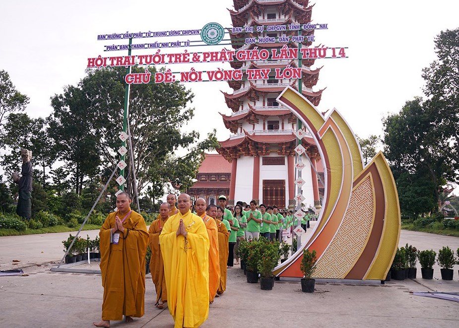 Hơn 3.000 bạn trẻ tham gia Hội trại “Tuổi trẻ và Phật giáo” năm 2024 - ảnh 1