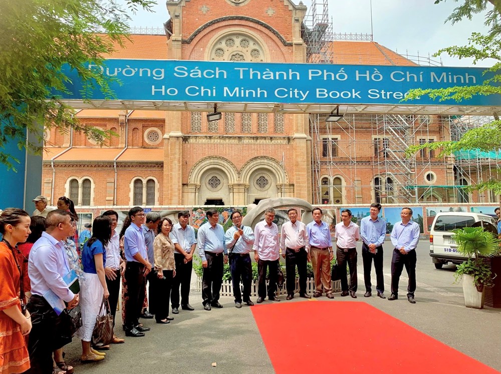 Đường Sách là thước đo yêu cầu thị trường đọc, nâng cao chất lượng các xuất bản phẩm - ảnh 4