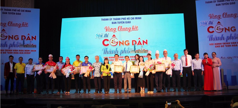 Hơn 258.000 lượt cán bộ, đảng viên, nhân dân tham gia Hội thi Công dân thành phố với hành trình văn hóa - ảnh 8