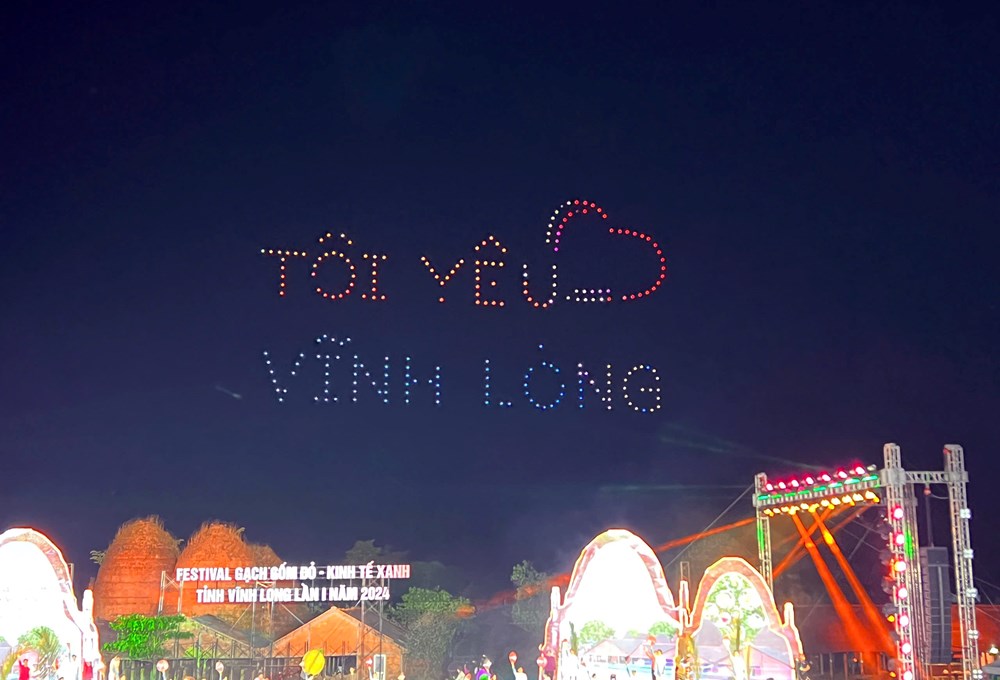 Ấn tượng chương trình nghệ thuật với 200 diễn viên tại Festival Gạch gốm đỏ-Kinh tế xanh 2024 - ảnh 5