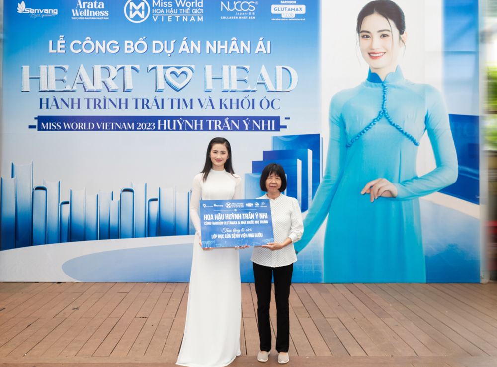 Mang tủ sách đến trẻ em vùng núi, khởi động dự án nhân ái “Heart to Head“ - ảnh 2